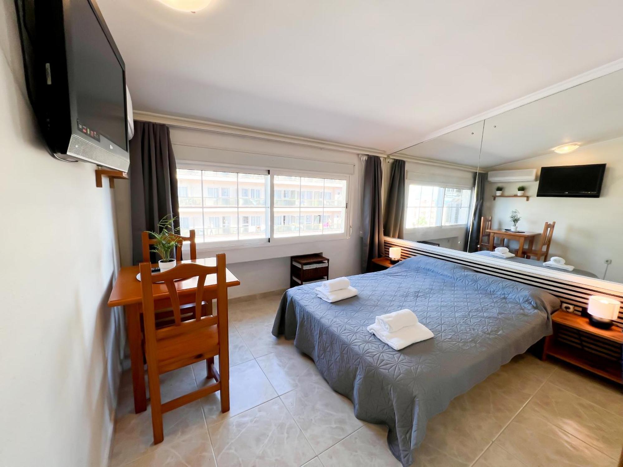 Carihuela Beach, Club San Antonio, Torremolinos Malaga Buitenkant foto